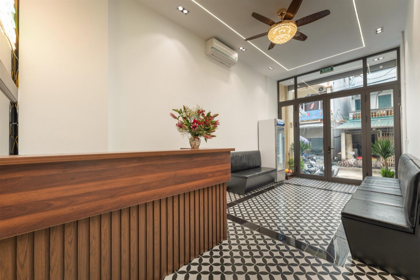 Front desk and lobby